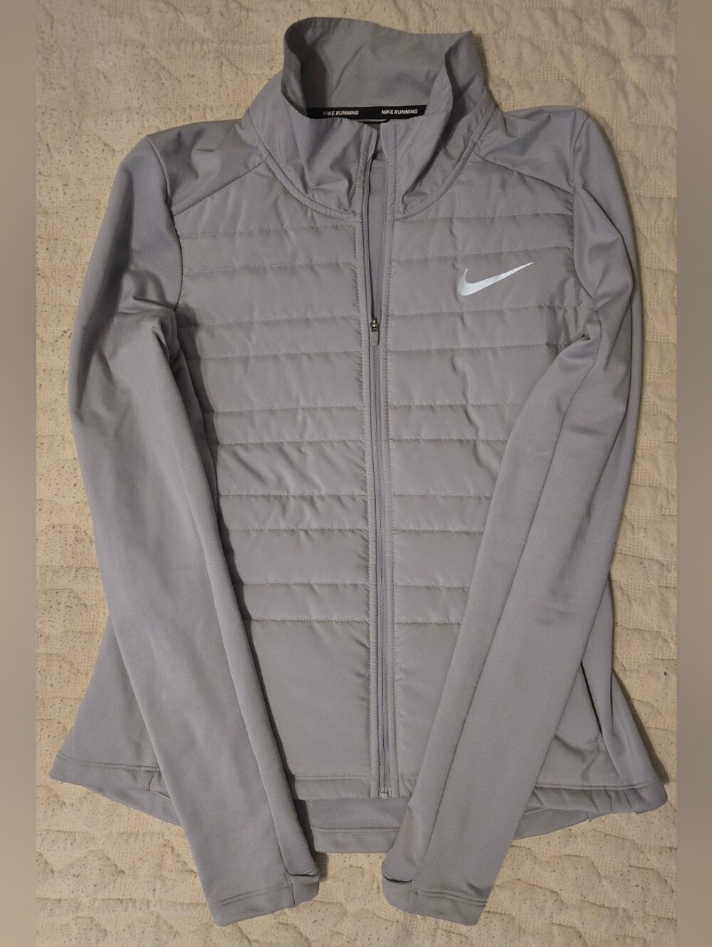 Nike Women's Gray Puffer Runninh Jacket